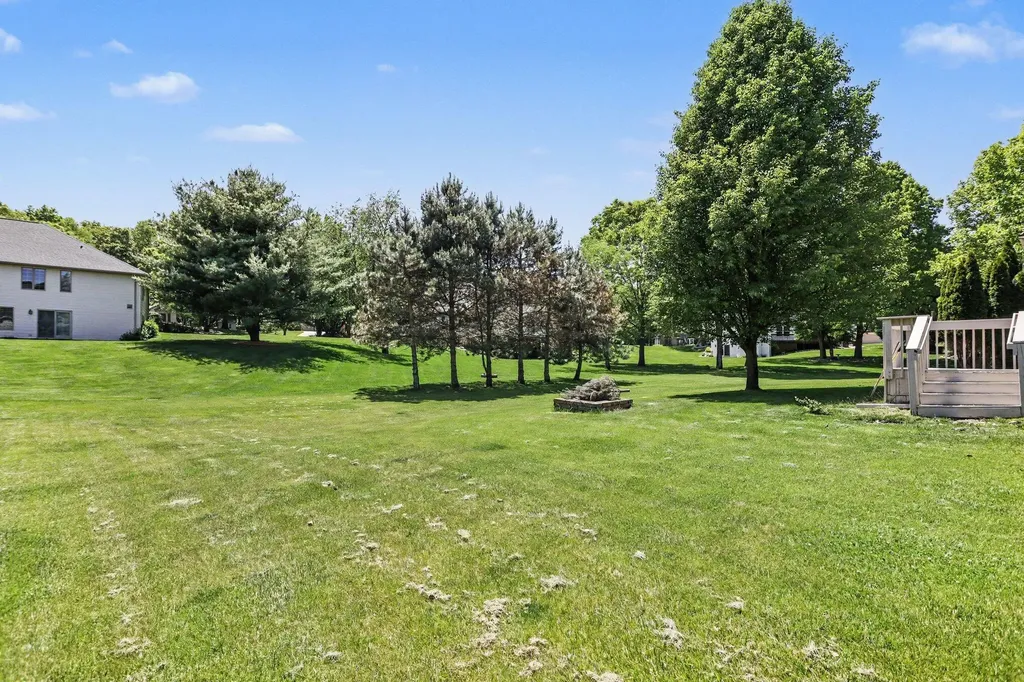 174 Hickory Hills Marshall Township MI 49068
