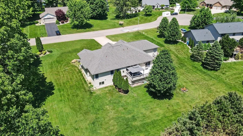 174 Hickory Hills Marshall Township MI 49068