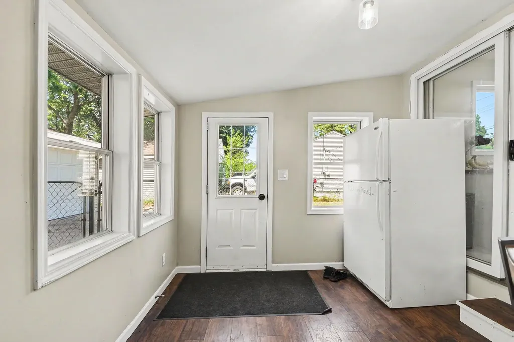 5343 Mick Avenue SE Kentwood City MI 49548