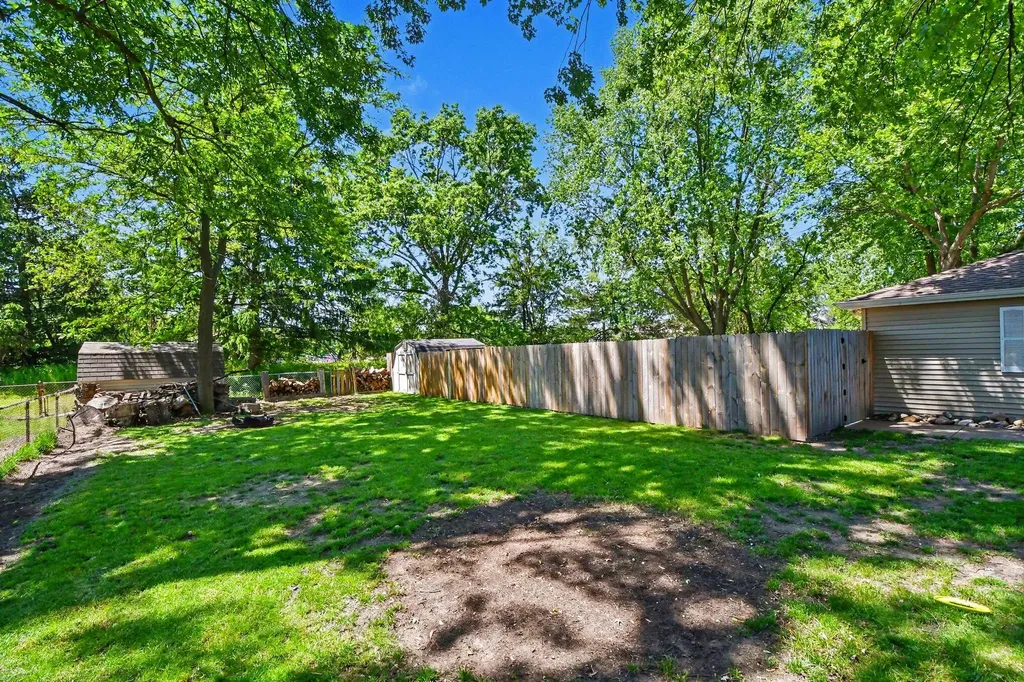 5343 Mick Avenue SE Kentwood City MI 49548