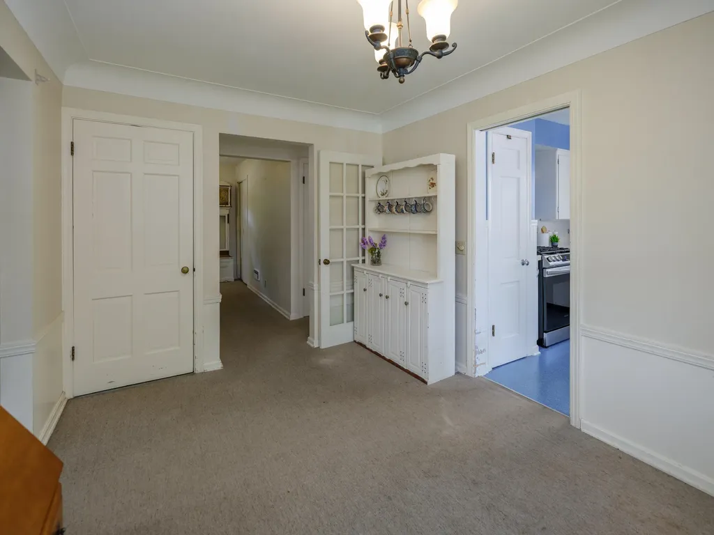 1927 Indiana Street Kalamazoo City MI 49008