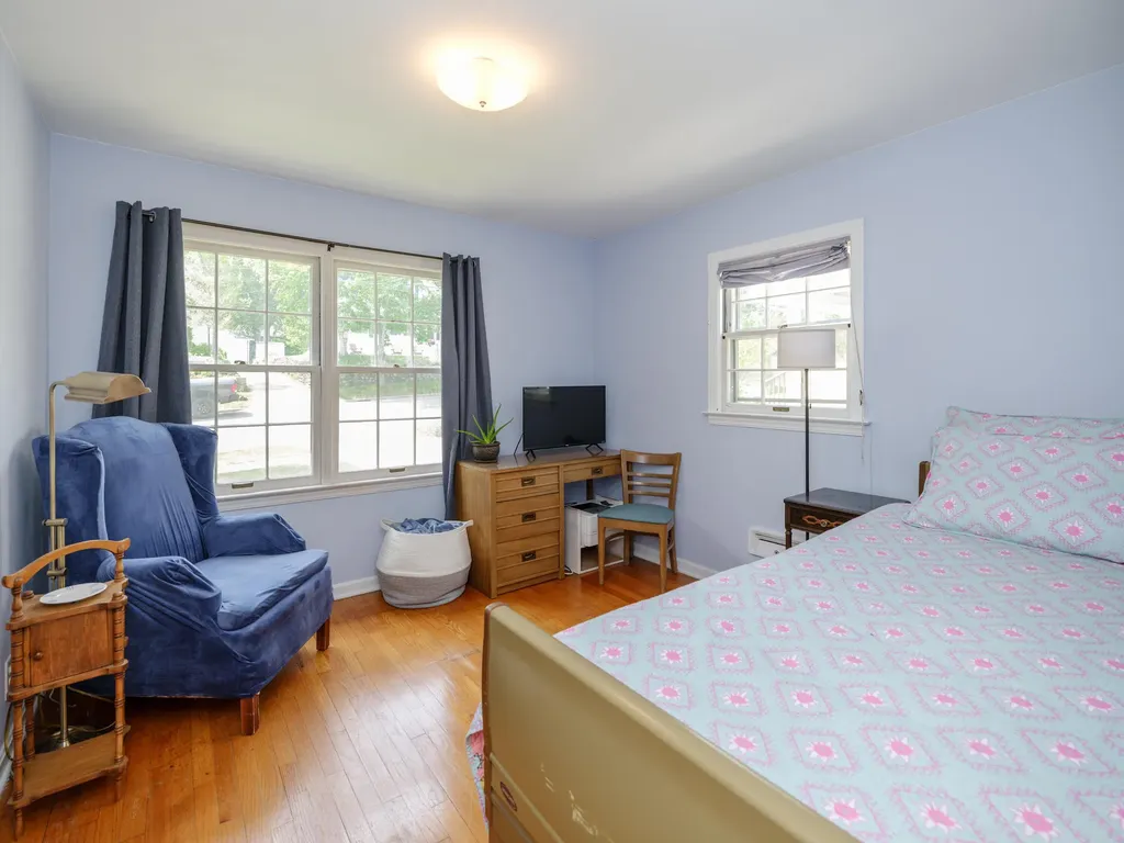 1927 Indiana Street Kalamazoo City MI 49008