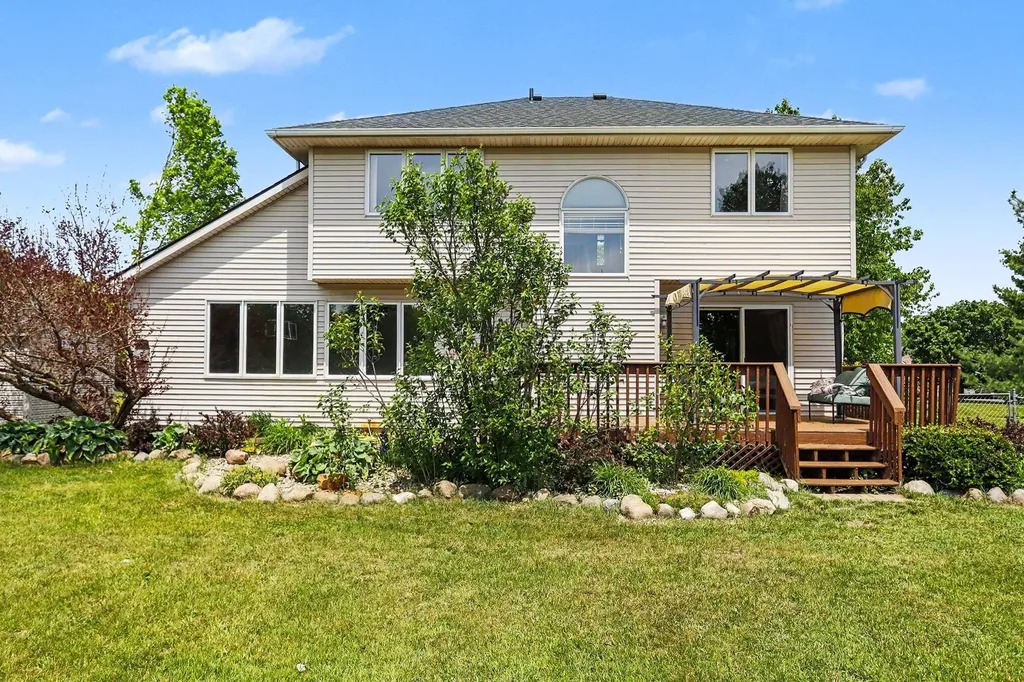 22917 Canary Avenue Almena Township MI 49071