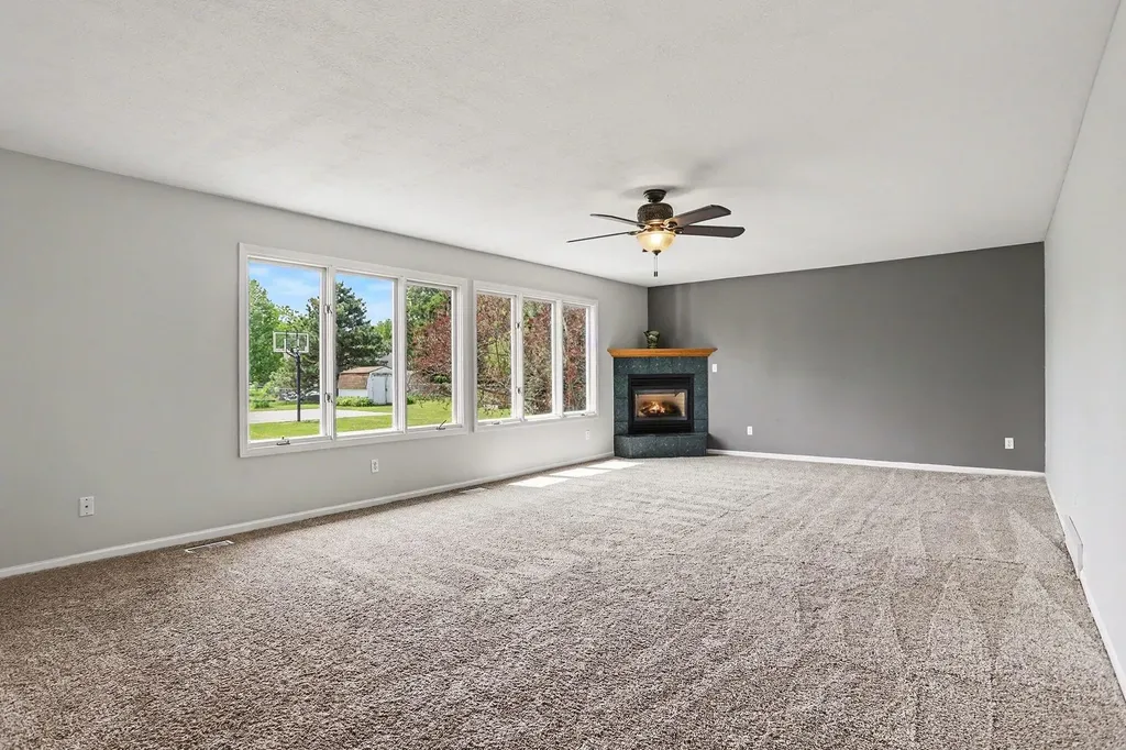 22917 Canary Avenue Almena Township MI 49071