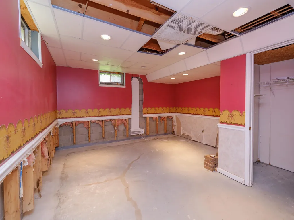 726 Sycamore Bend Gun Plain Township MI 49080