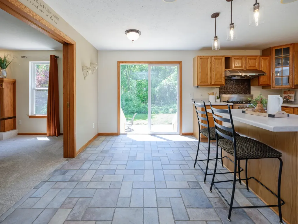 1042 Hunter Ridge Bedford Charter Township MI 49017