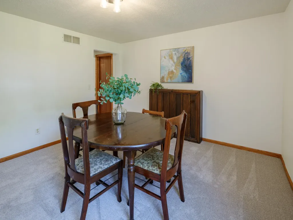 1042 Hunter Ridge Bedford Charter Township MI 49017