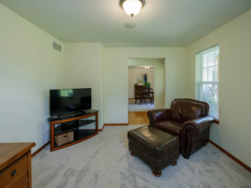 1042 Hunter Ridge Bedford Charter Township MI 49017