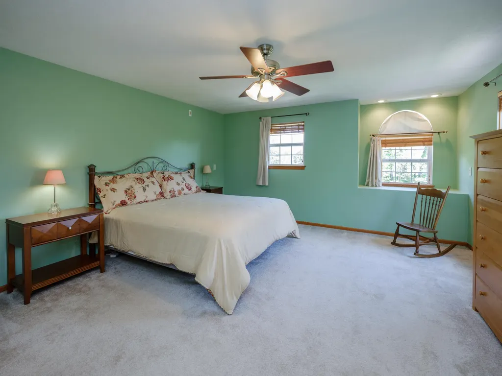 1042 Hunter Ridge Bedford Charter Township MI 49017