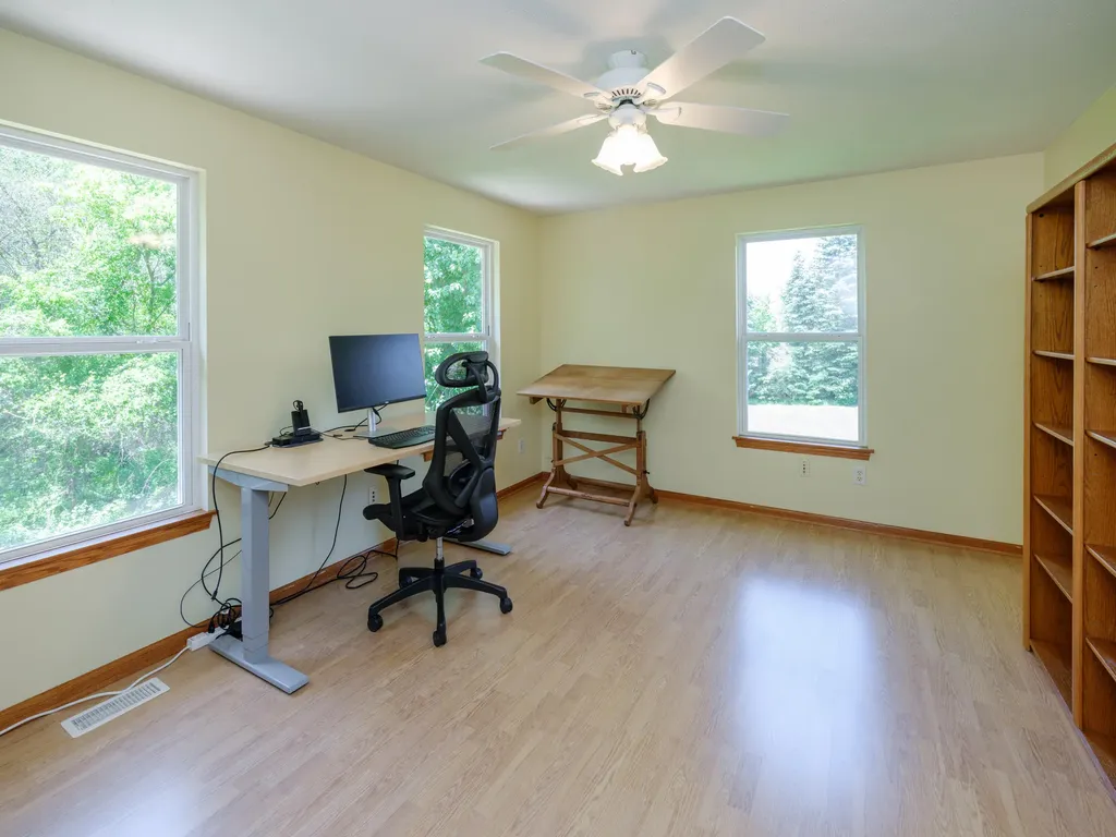 1042 Hunter Ridge Bedford Charter Township MI 49017