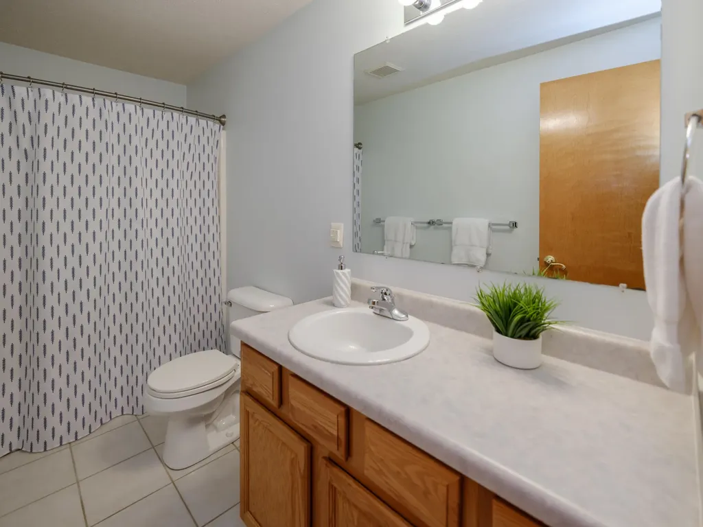 1042 Hunter Ridge Bedford Charter Township MI 49017