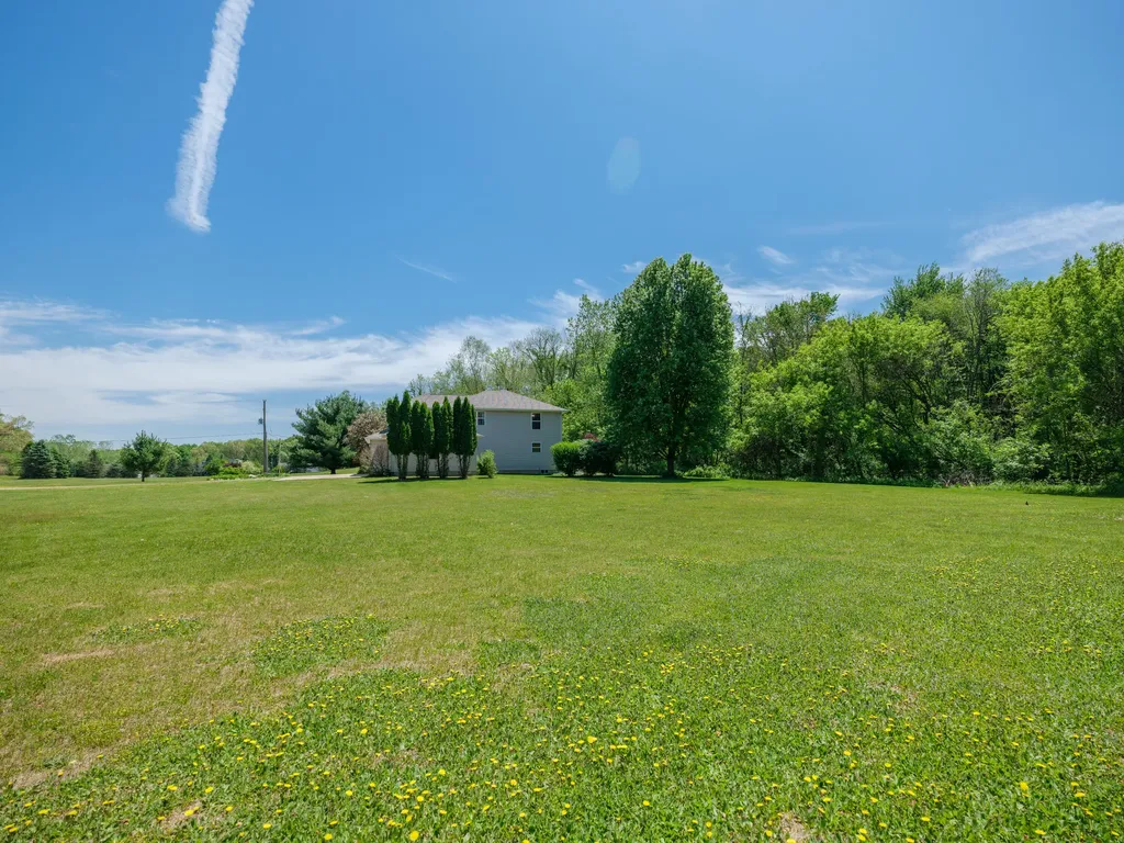 1042 Hunter Ridge Bedford Charter Township MI 49017