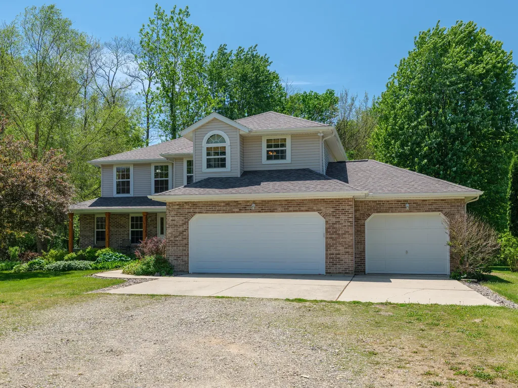 1042 Hunter Ridge Bedford Charter Township MI 49017