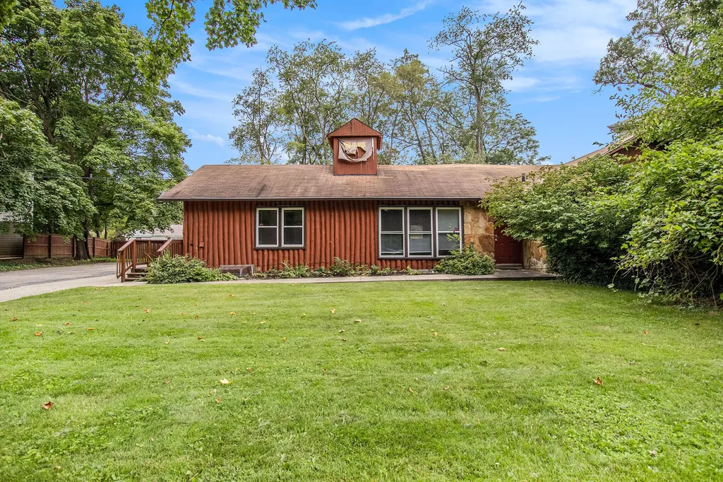 1316 Knollwood Avenue Kalamazoo City MI 49006