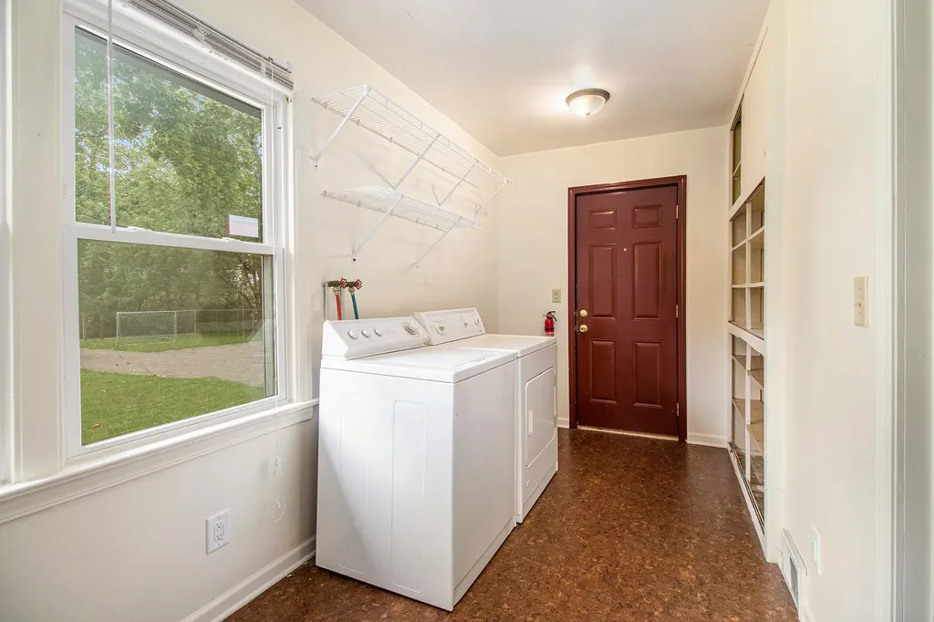 1316 Knollwood Avenue Kalamazoo City MI 49006