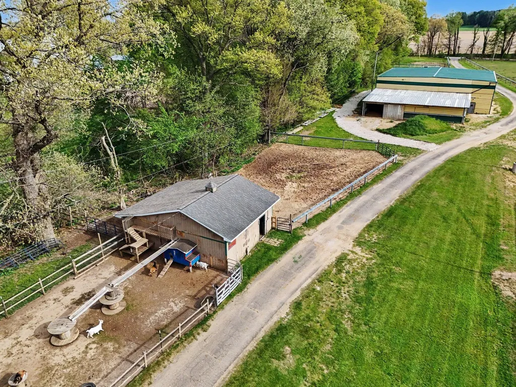 11475 Gorsline Road Pennfield Charter Township MI 49014