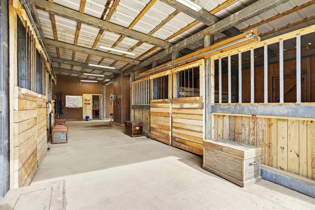 11475 Gorsline Road Pennfield Charter Township MI 49014