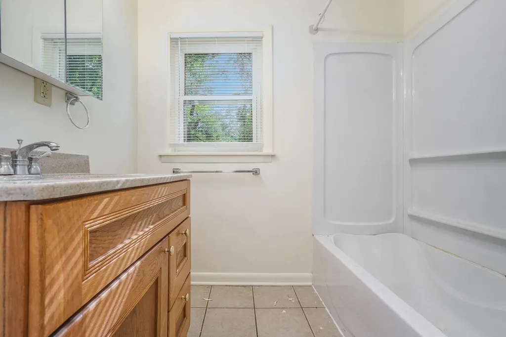 1315 Sutherland Avenue Kalamazoo City MI 49006