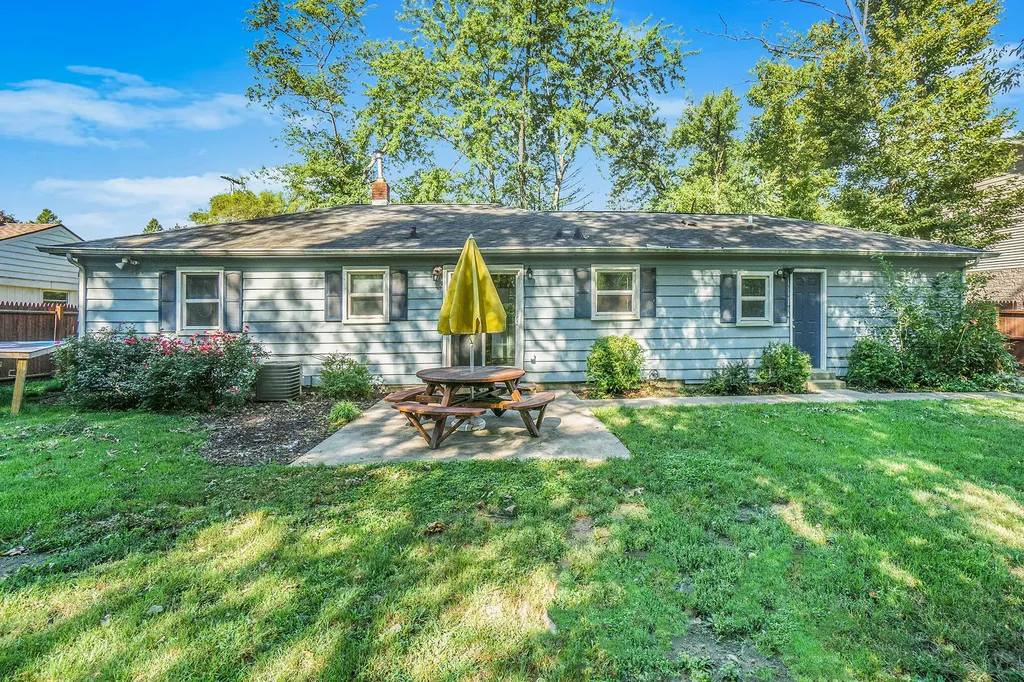 1315 Sutherland Avenue Kalamazoo City MI 49006