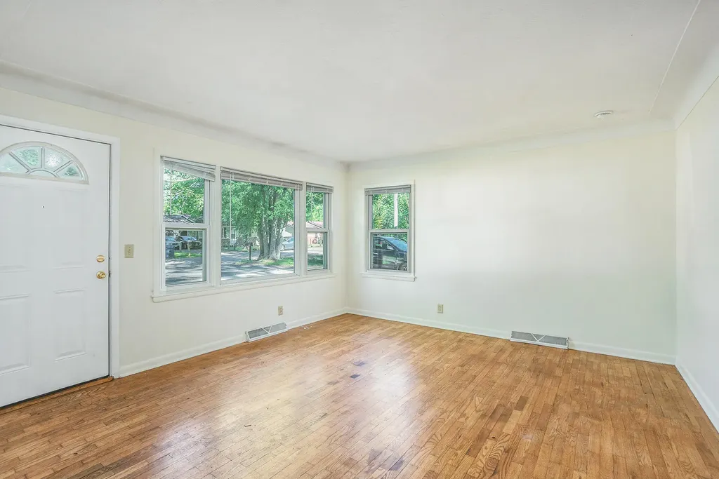 1315 Sutherland Avenue Kalamazoo City MI 49006