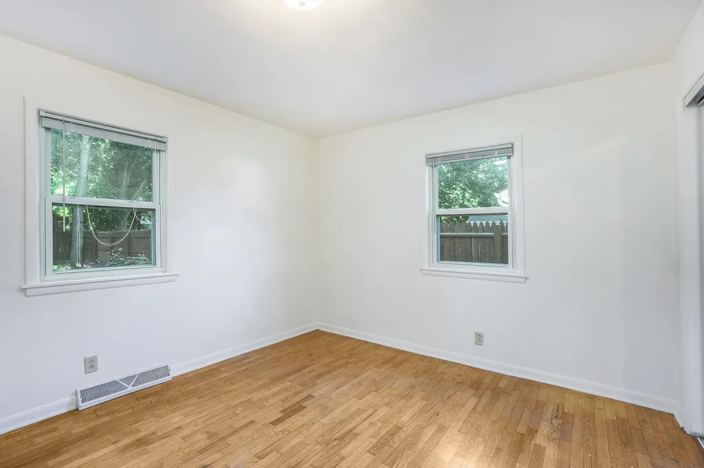 1315 Sutherland Avenue Kalamazoo City MI 49006
