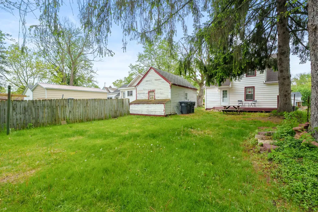 915 Sheridan Drive Kalamazoo City MI 49001