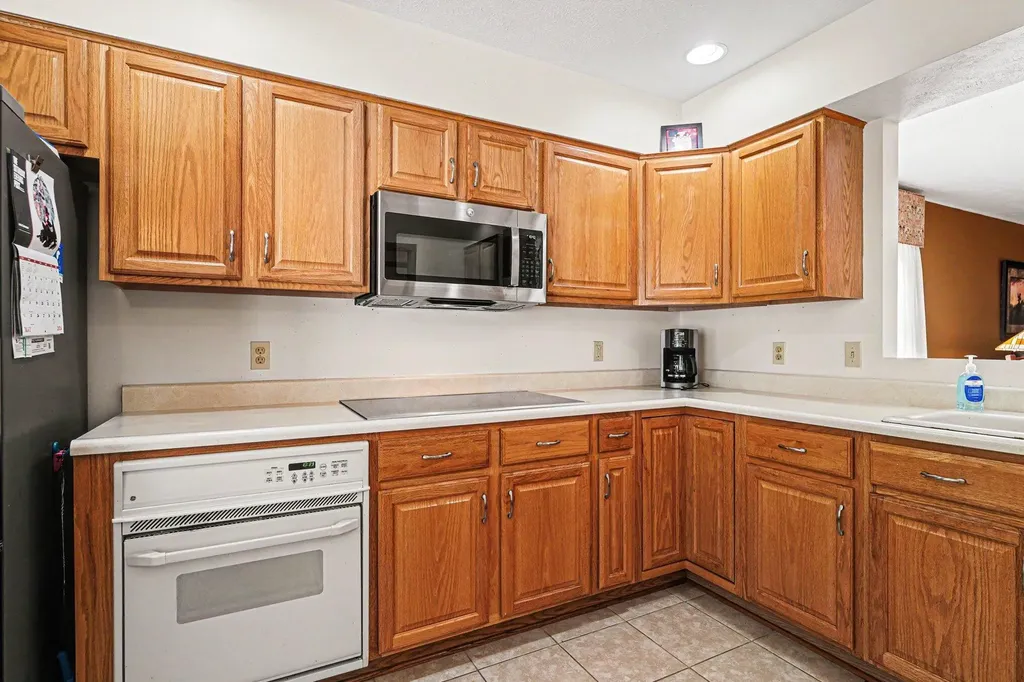 6811 Birdsong Avenue Texas Charter Township MI 49009