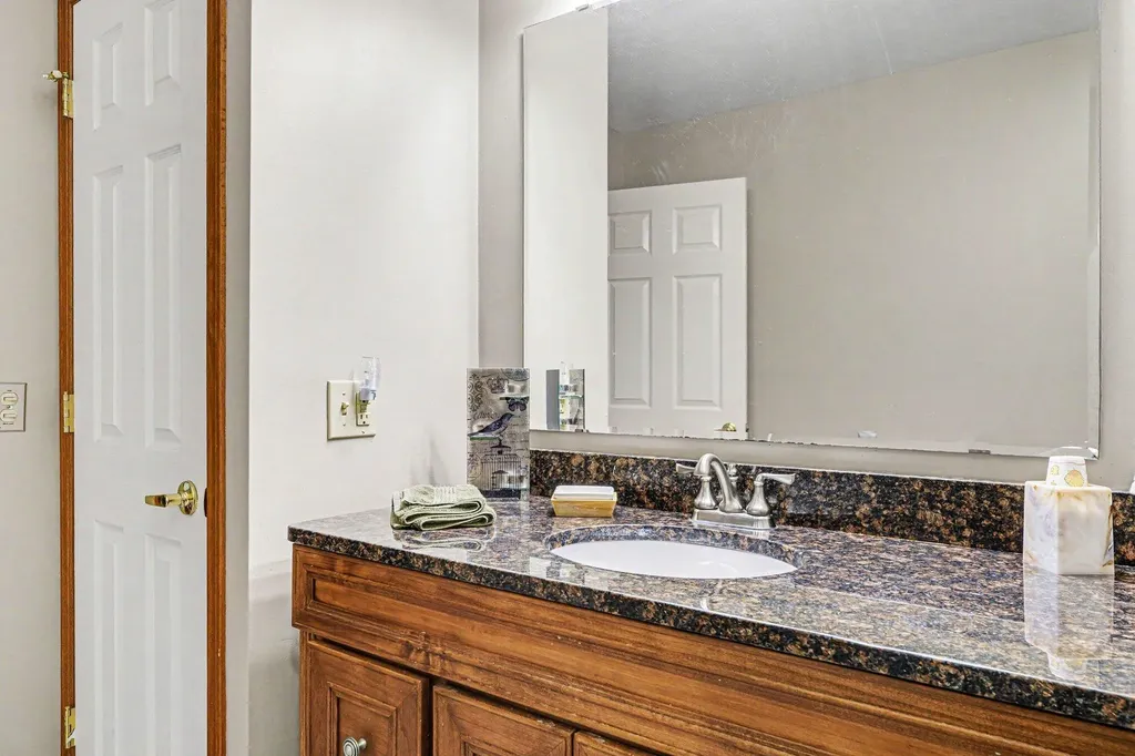 6811 Birdsong Avenue Texas Charter Township MI 49009