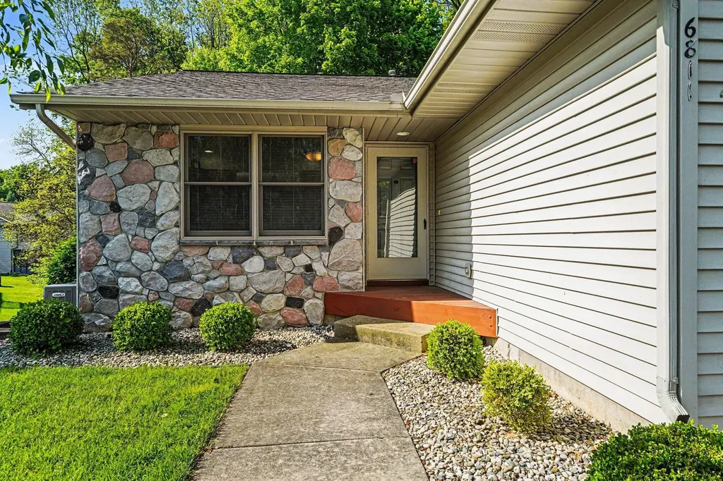6811 Birdsong Avenue Texas Charter Township MI 49009