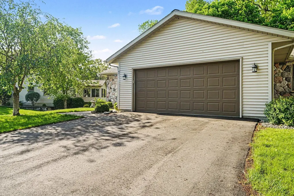 6811 Birdsong Avenue Texas Charter Township MI 49009