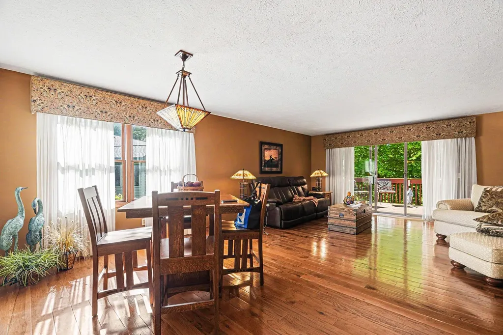 6811 Birdsong Avenue Texas Charter Township MI 49009