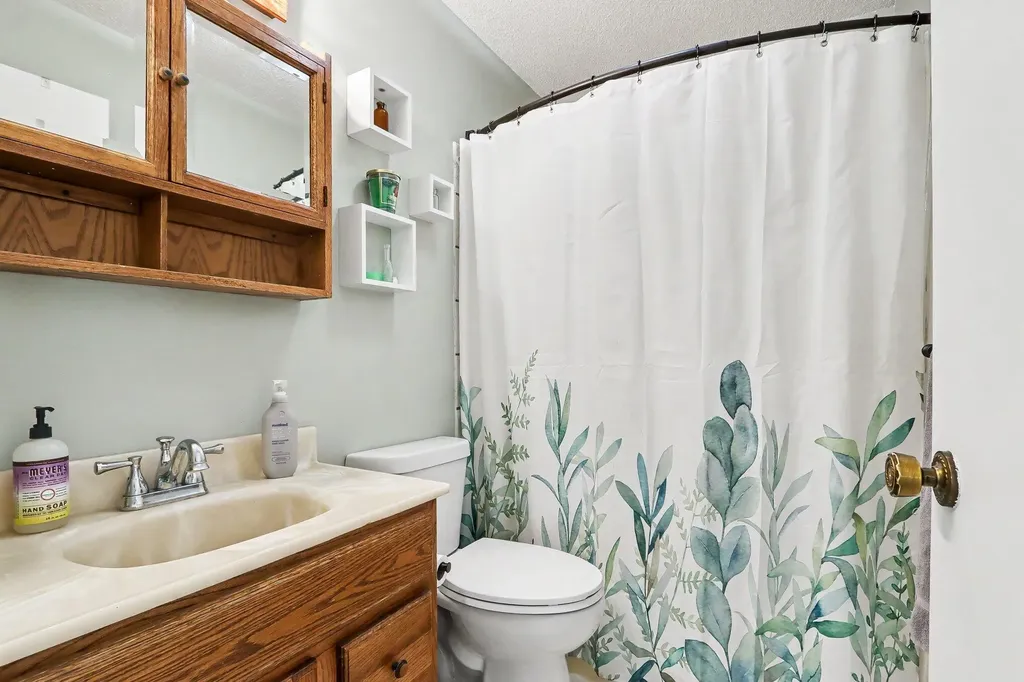 5383 E Cd Avenue Richland Township MI 49004