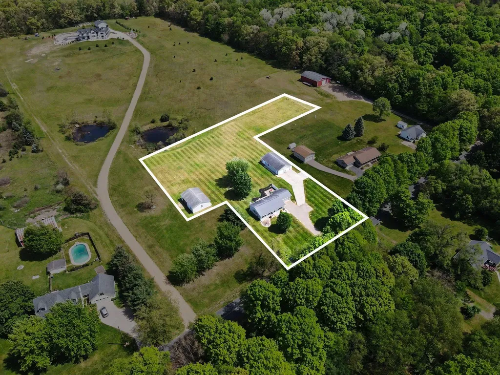 5383 E Cd Avenue Richland Township MI 49004