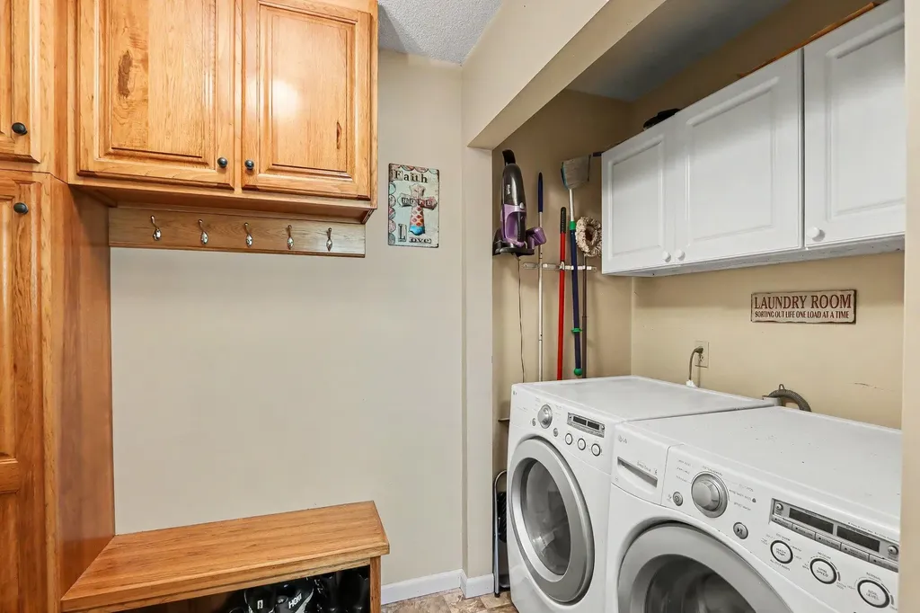 5383 E Cd Avenue Richland Township MI 49004