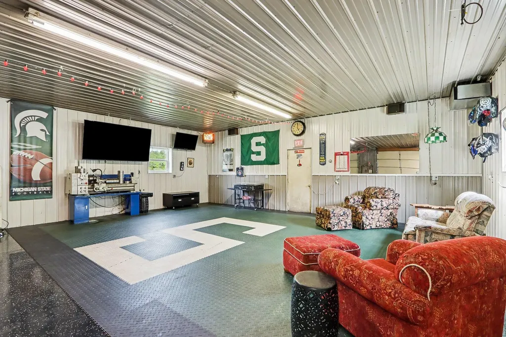 5383 E Cd Avenue Richland Township MI 49004