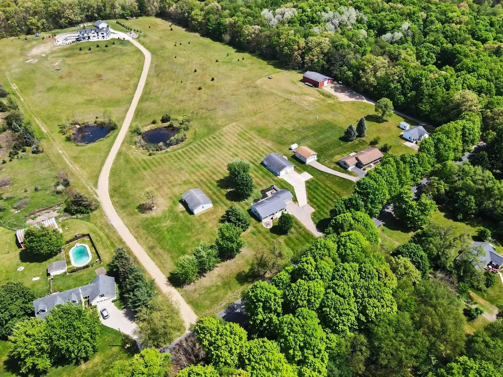 5383 E Cd Avenue Richland Township MI 49004