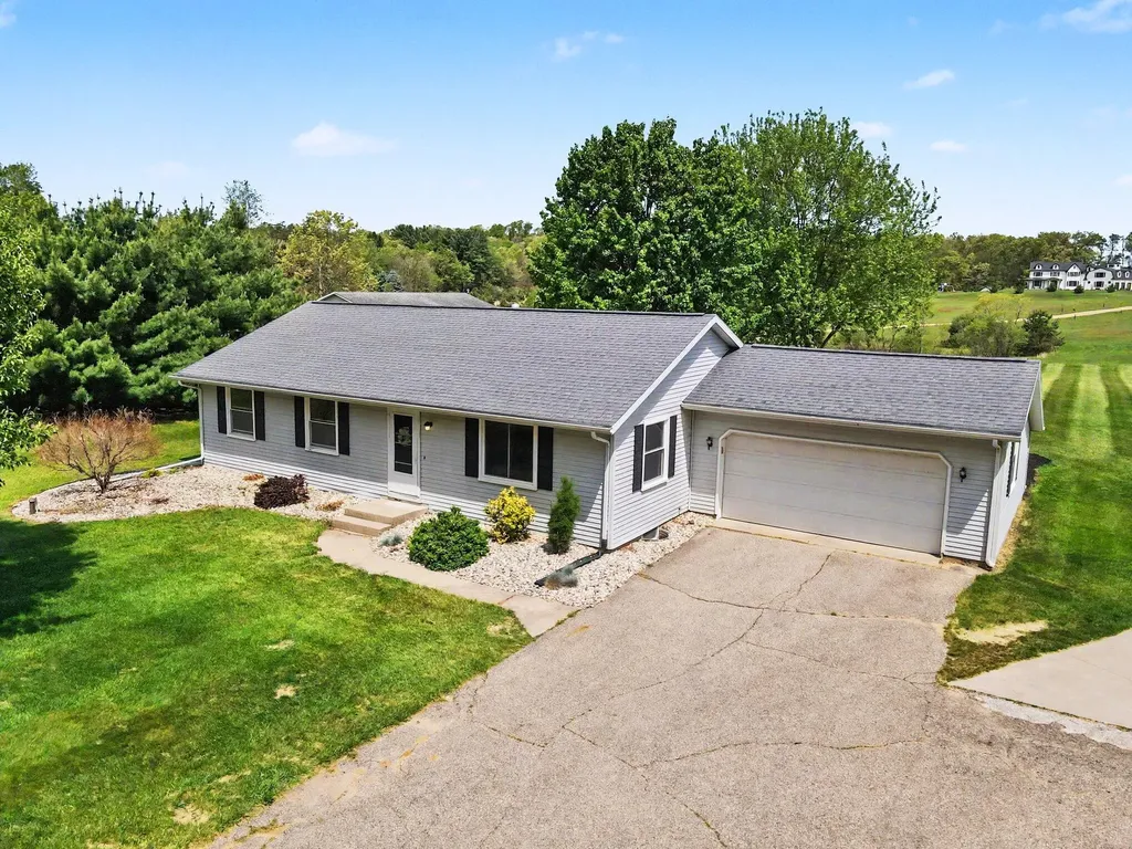5383 E Cd Avenue Richland Township MI 49004