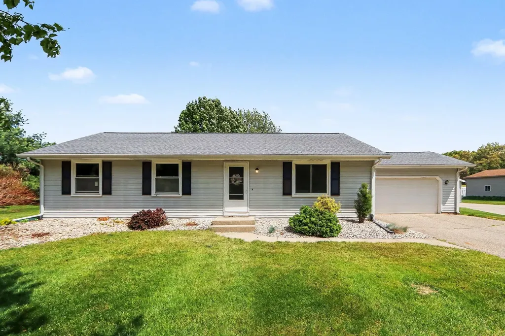 5383 E Cd Avenue Richland Township MI 49004