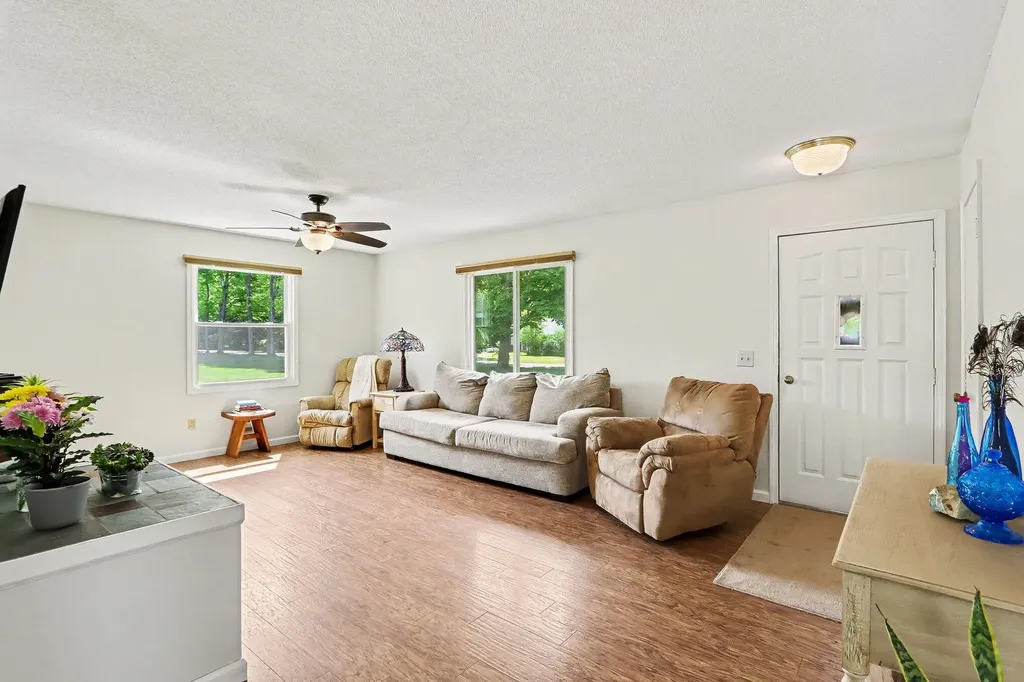 5383 E Cd Avenue Richland Township MI 49004