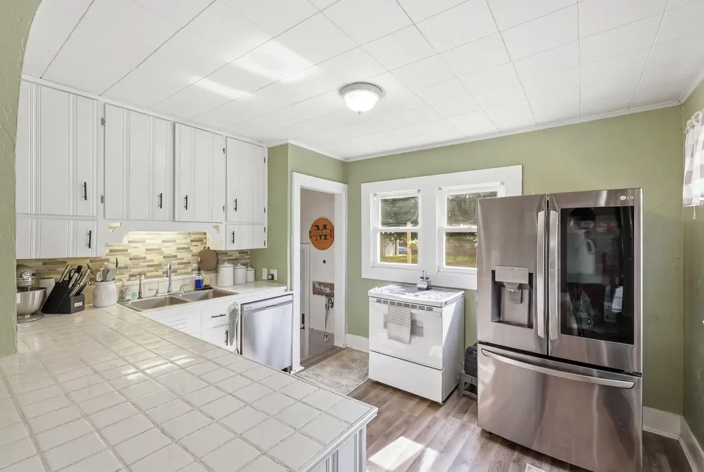1021 West Street Three Rivers City MI 49093