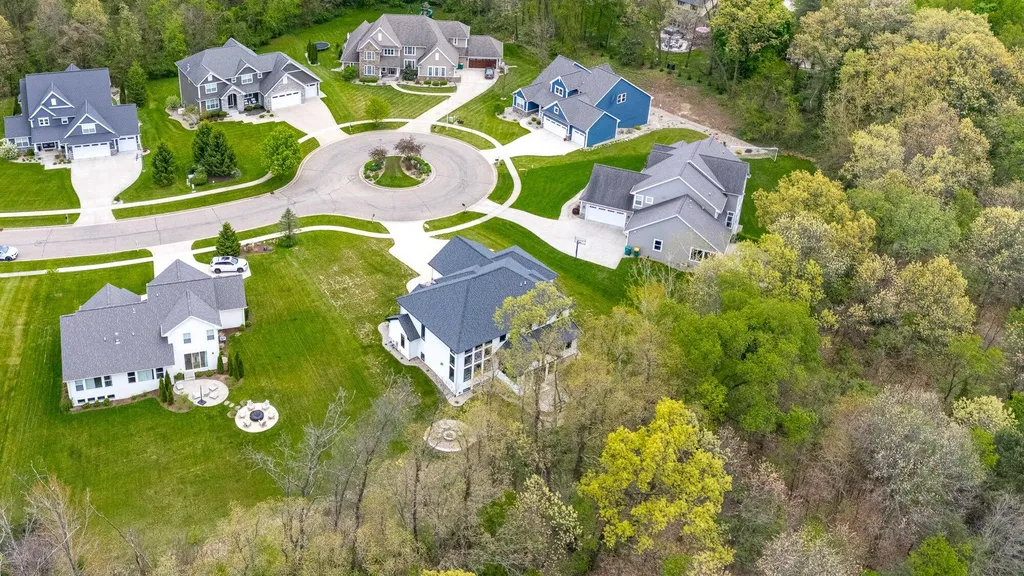 4010 Hollow Wood Drive Portage City MI 49024
