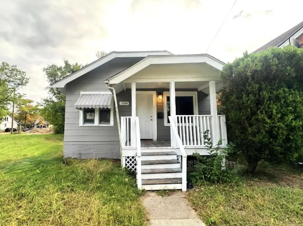 15844 Wildemere Street Detroit City MI 48238
