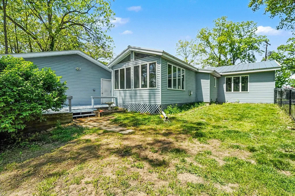 290 Carpenter Drive Bedford Charter Township MI 49017