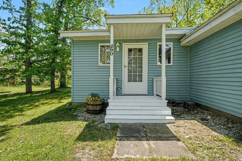 290 Carpenter Drive Bedford Charter Township MI 49017