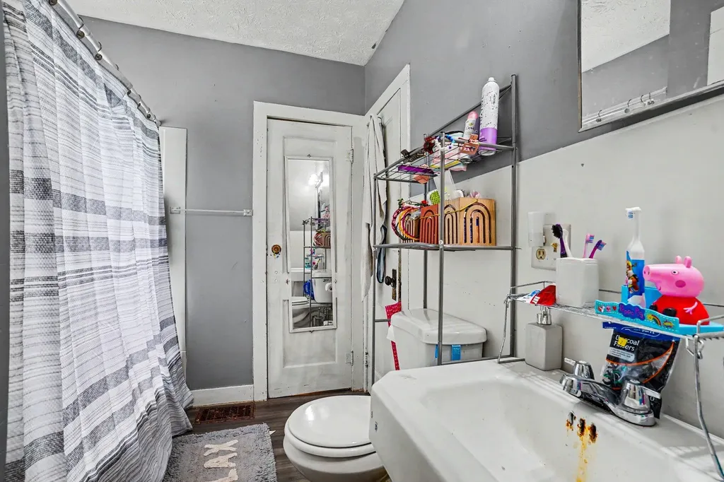 17625 E State Street Vandalia Village MI 49095