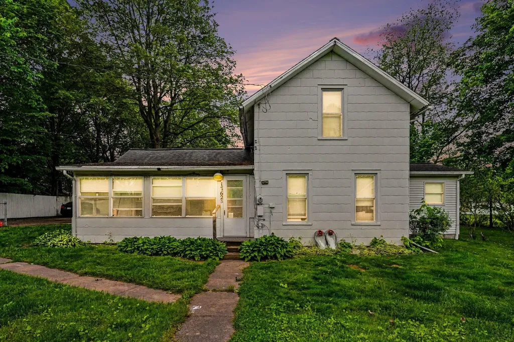 17625 E State Street Vandalia Village MI 49095