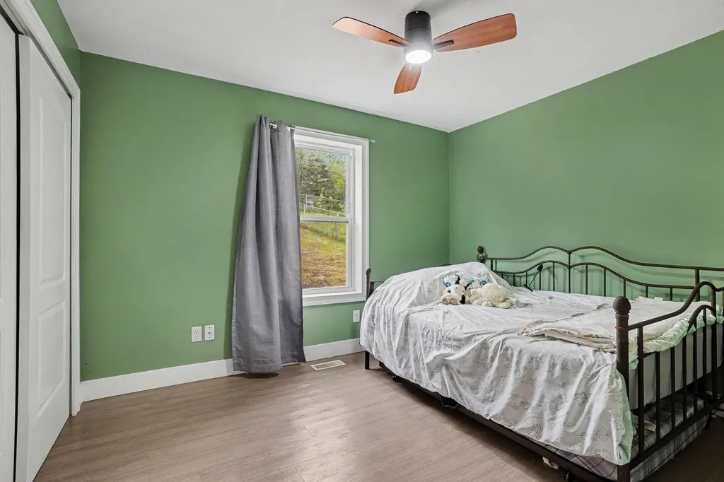31800 Pine Ridge Circle Antwerp Township MI 49065