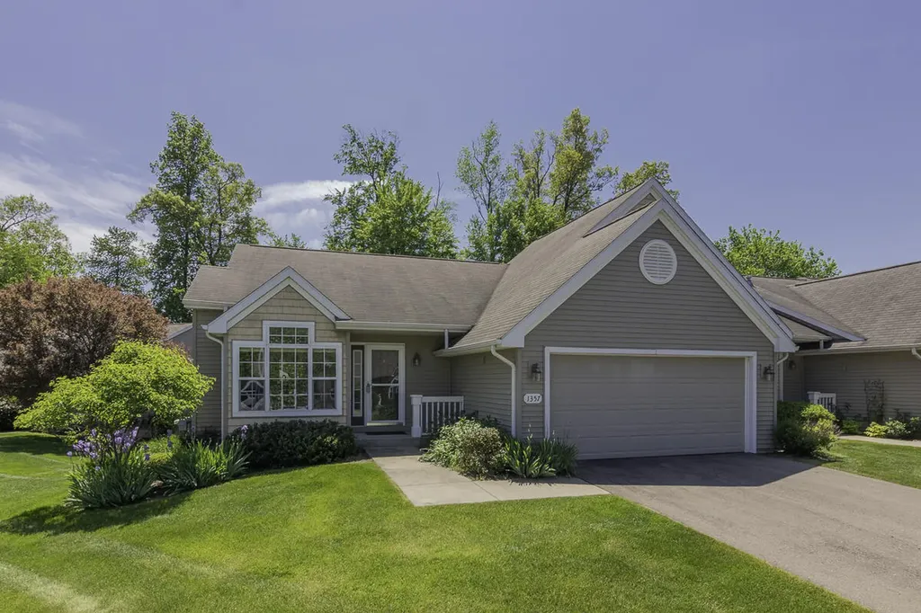 1357 Harrier Ridge Oshtemo Charter Township MI 49009
