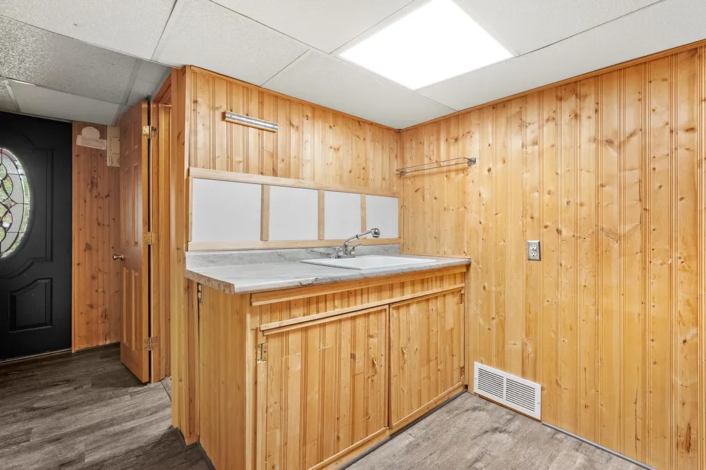 16660 M-89 Ross Township MI 49012