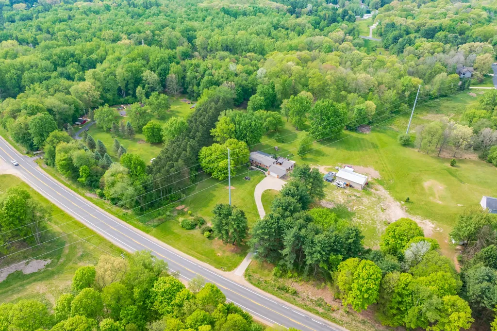 16660 M-89 Ross Township MI 49012